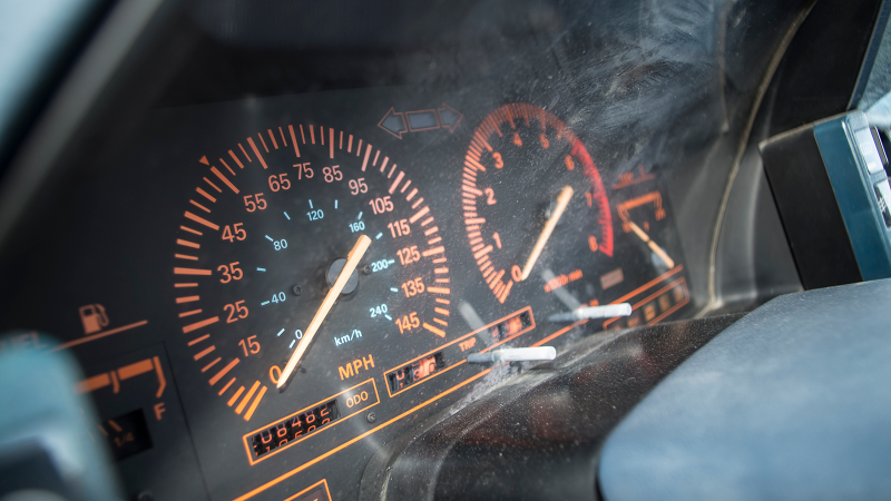 Illustration for article titled Here's How Jay Leno's Car Detailer Recommends You Clean Your Ride